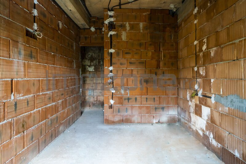 Apartament 3 camere, 2 bai, 2 balc., bloc nou, finisat la cheie, centrala termica