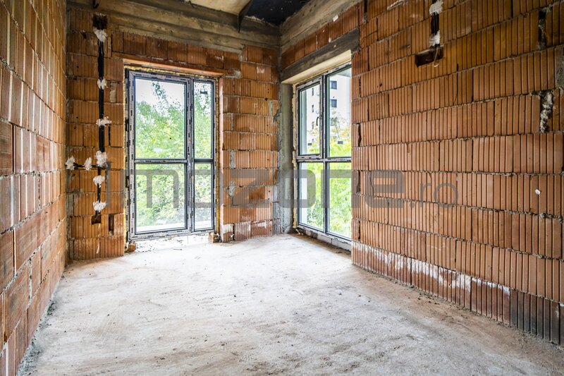 Apartament 3 camere, 2 bai, 2 balc., bloc nou, finisat la cheie, centrala termica